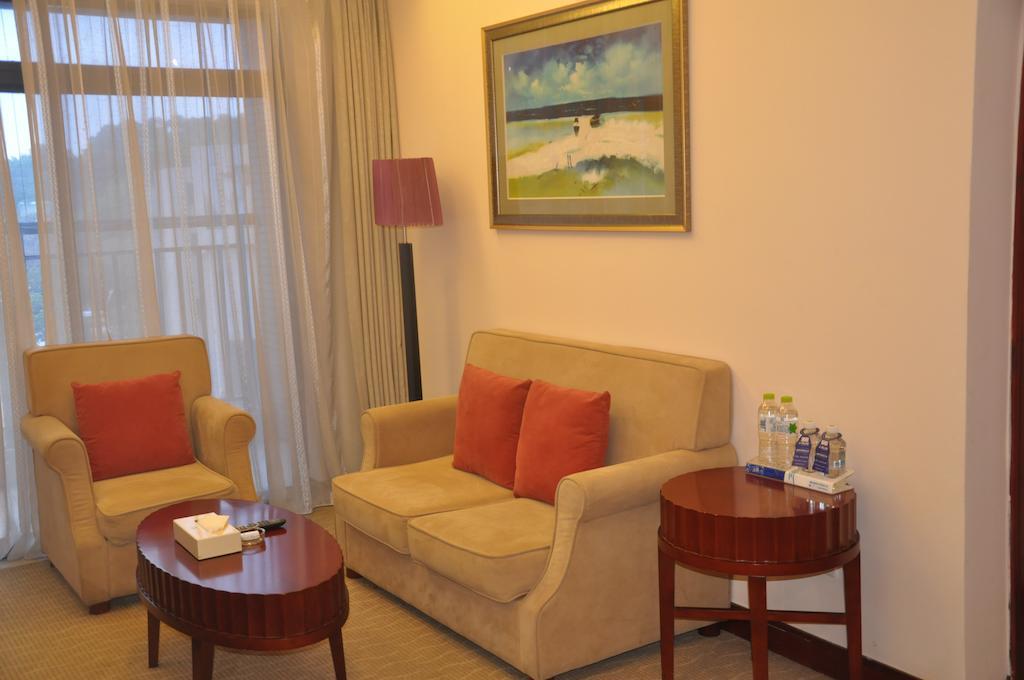 Starway Hotel Silver Zhuhai Rum bild