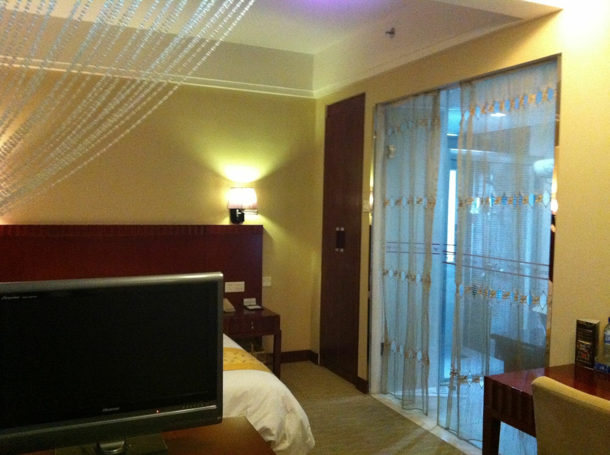 Starway Hotel Silver Zhuhai Exteriör bild