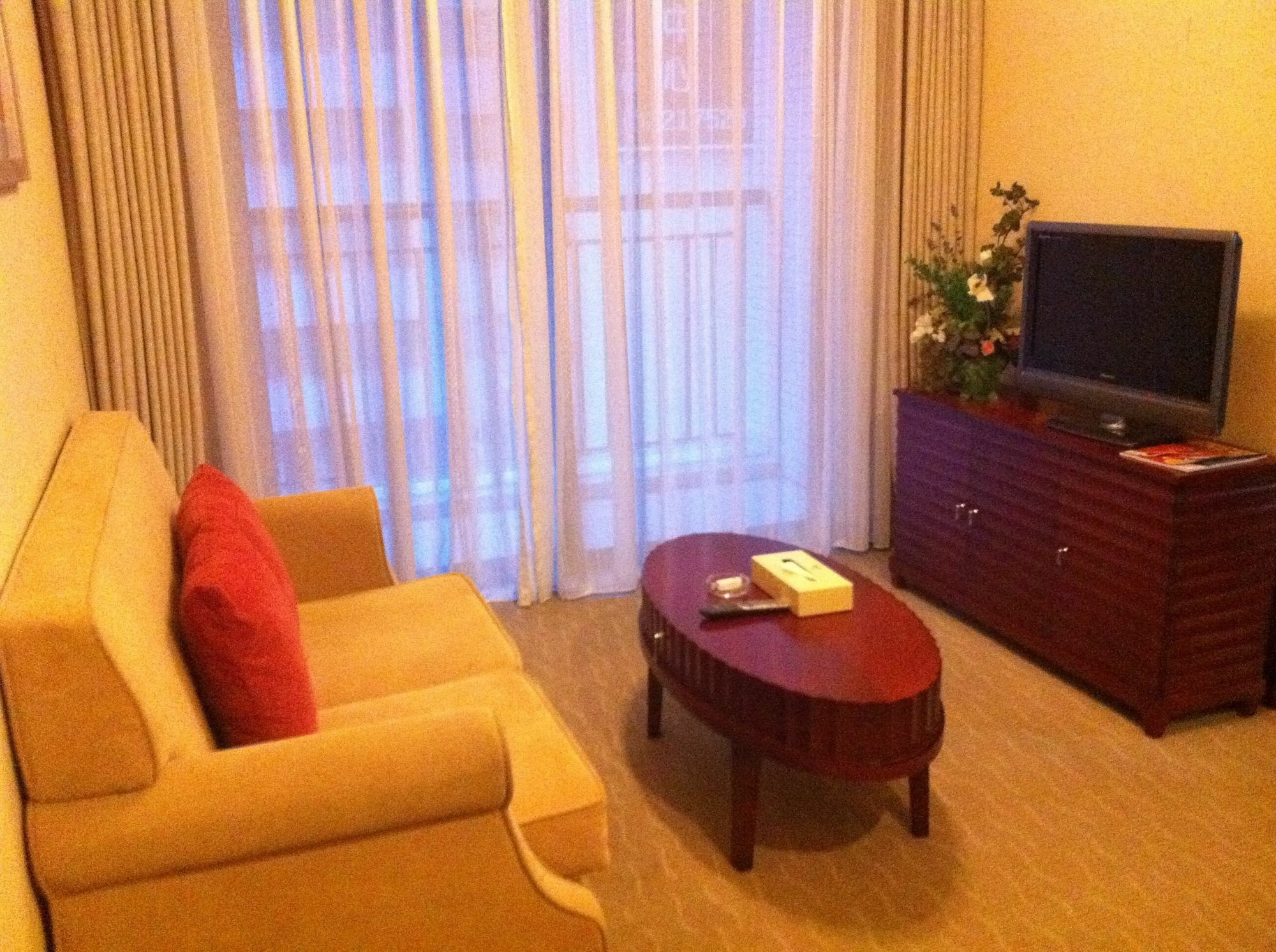 Starway Hotel Silver Zhuhai Exteriör bild